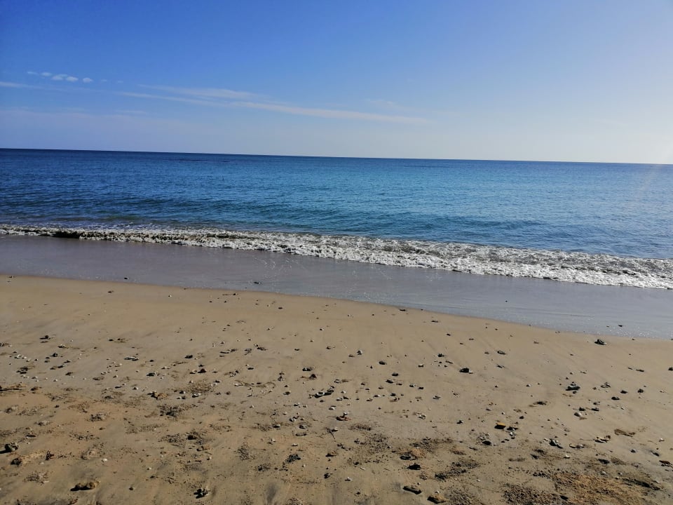 Strand Giman Free Beach Resort