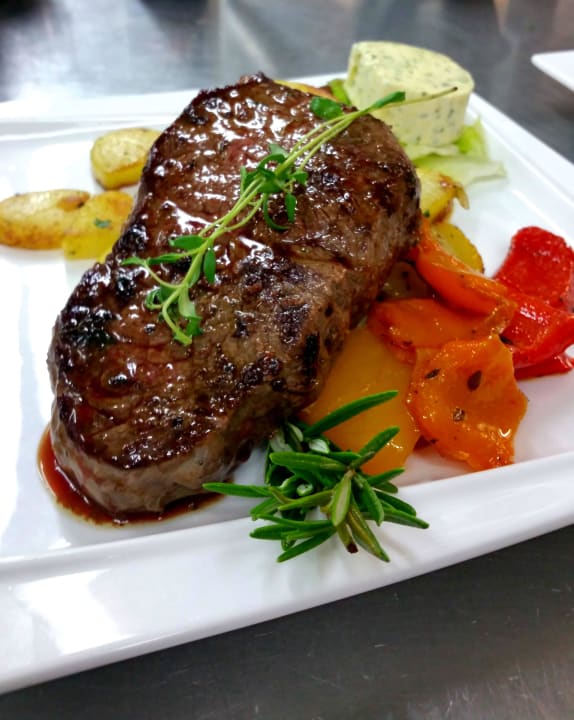 Rindersteak Hotel Schwarzer Adler