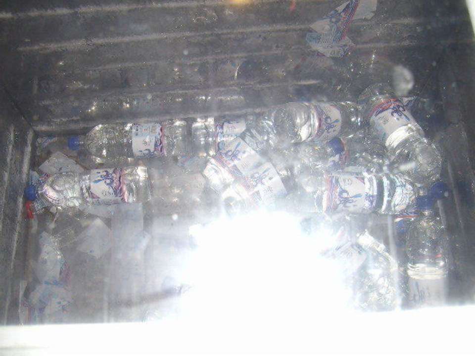 Kühltheken mit Wasserflaschen Beach Albatros Resort