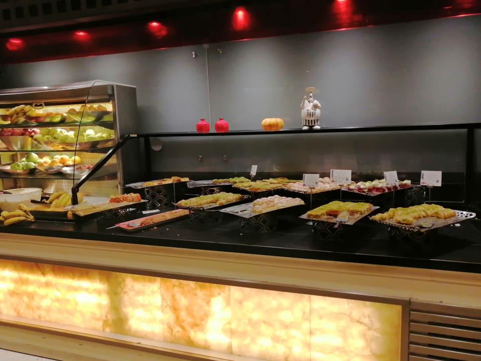 Gastro Limak Lara Deluxe Hotel & Resort