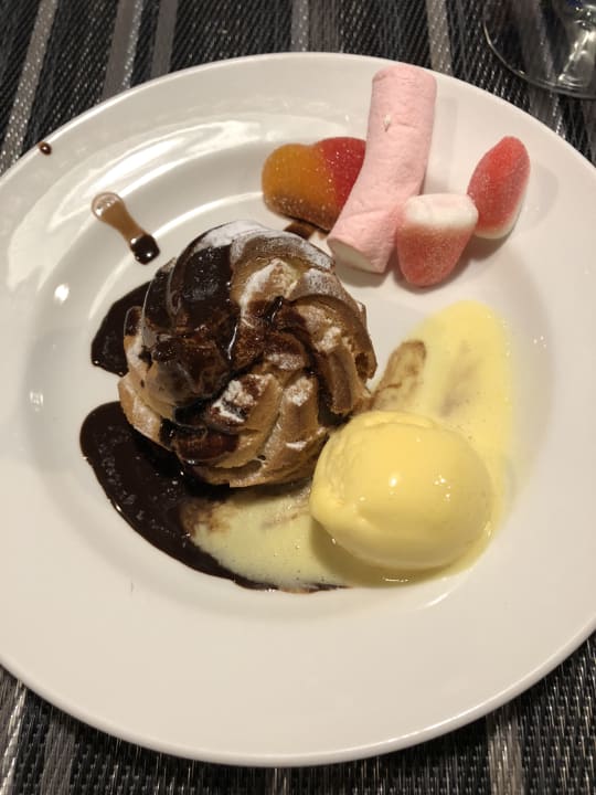 Gastro Salobre Hotel Resort & Serenity