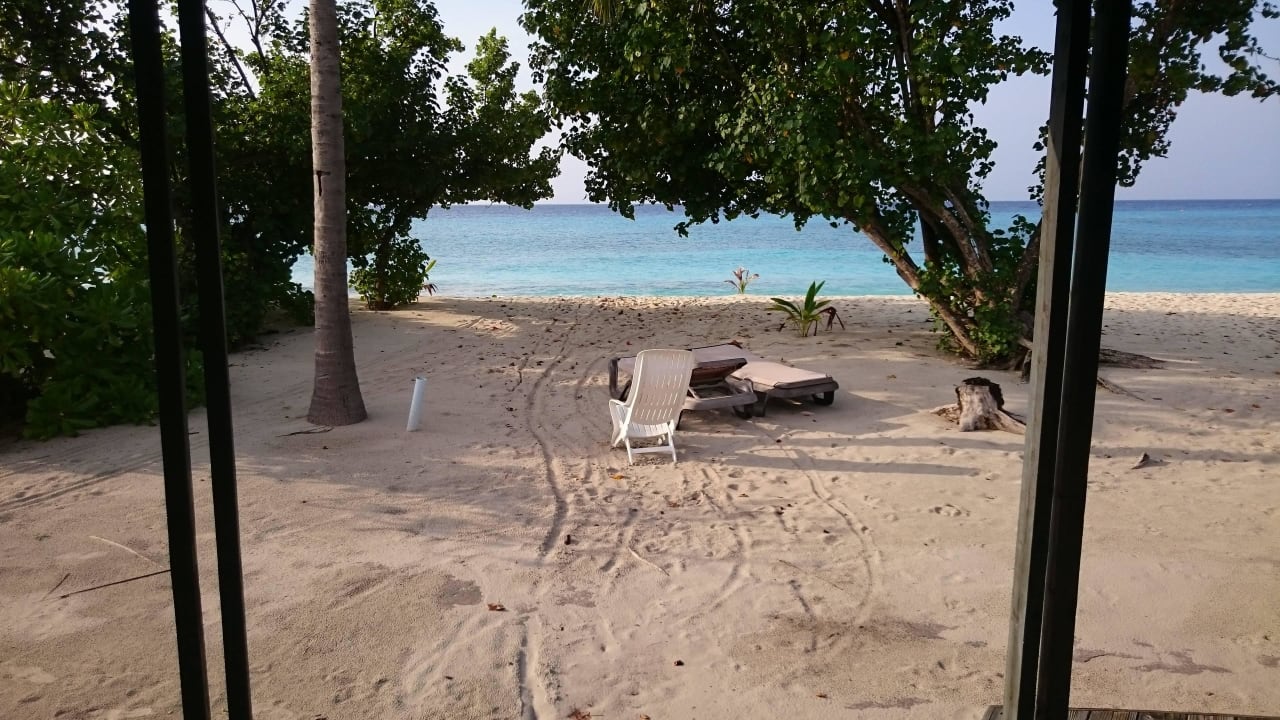 Blick aus Zimmer 241 morgens Kuredu Island Resort & Spa