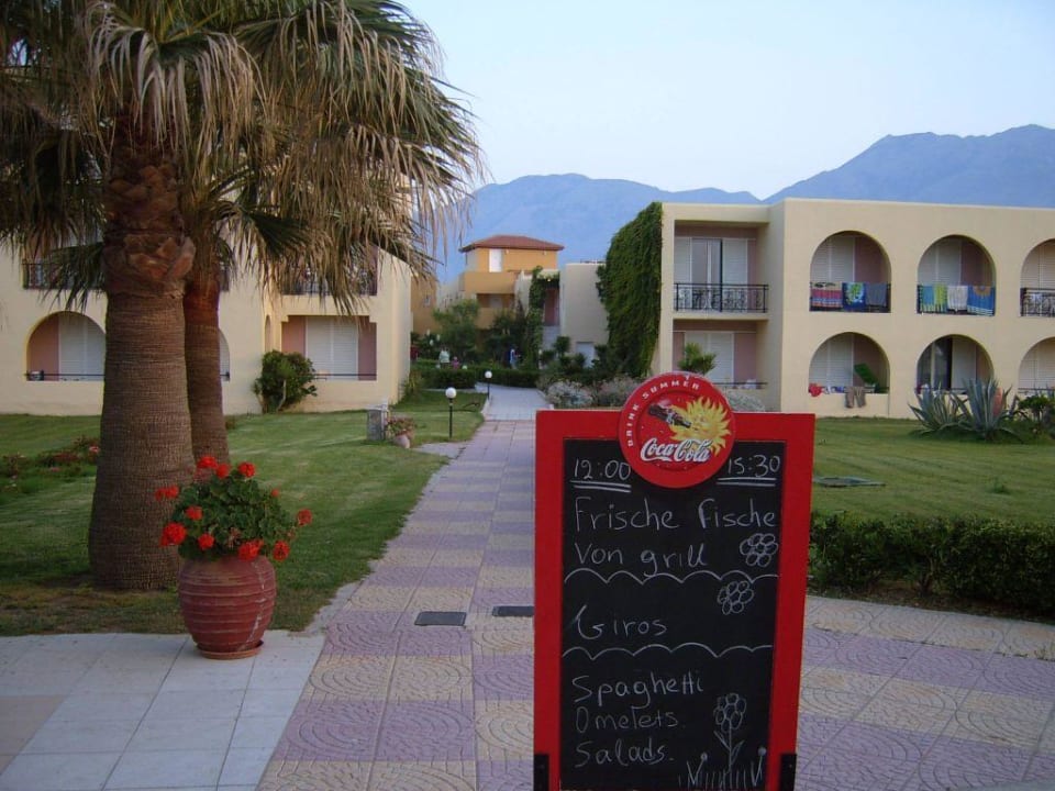 Hotel Vantaris Luxury Beach Resort