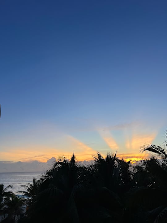Außenansicht Hotel Flamingo Cancun Resort