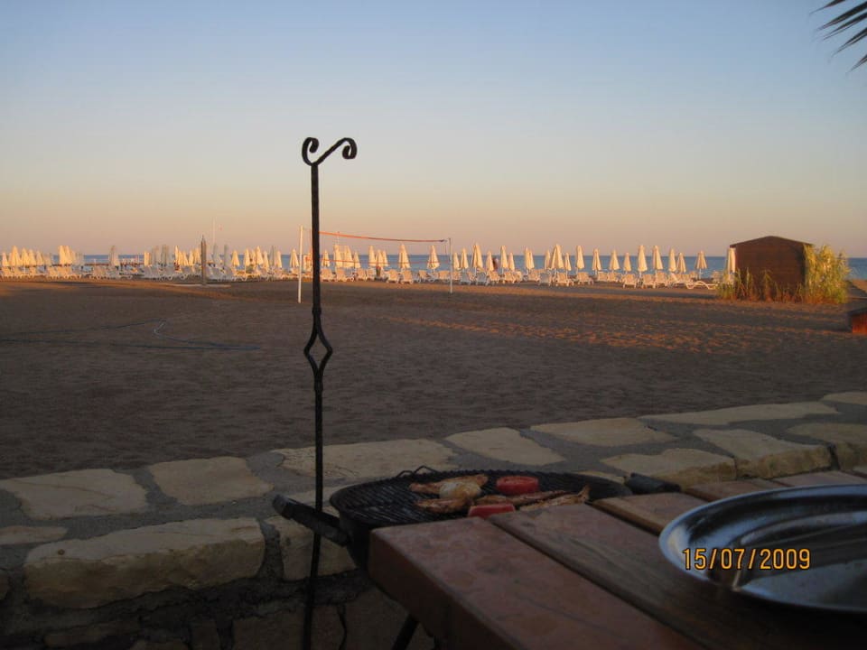 Barbeque Restaurant am Strand Lara Barut Collection