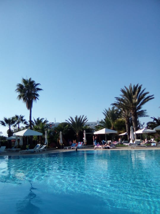 Pool Crystal Springs Beach Hotel