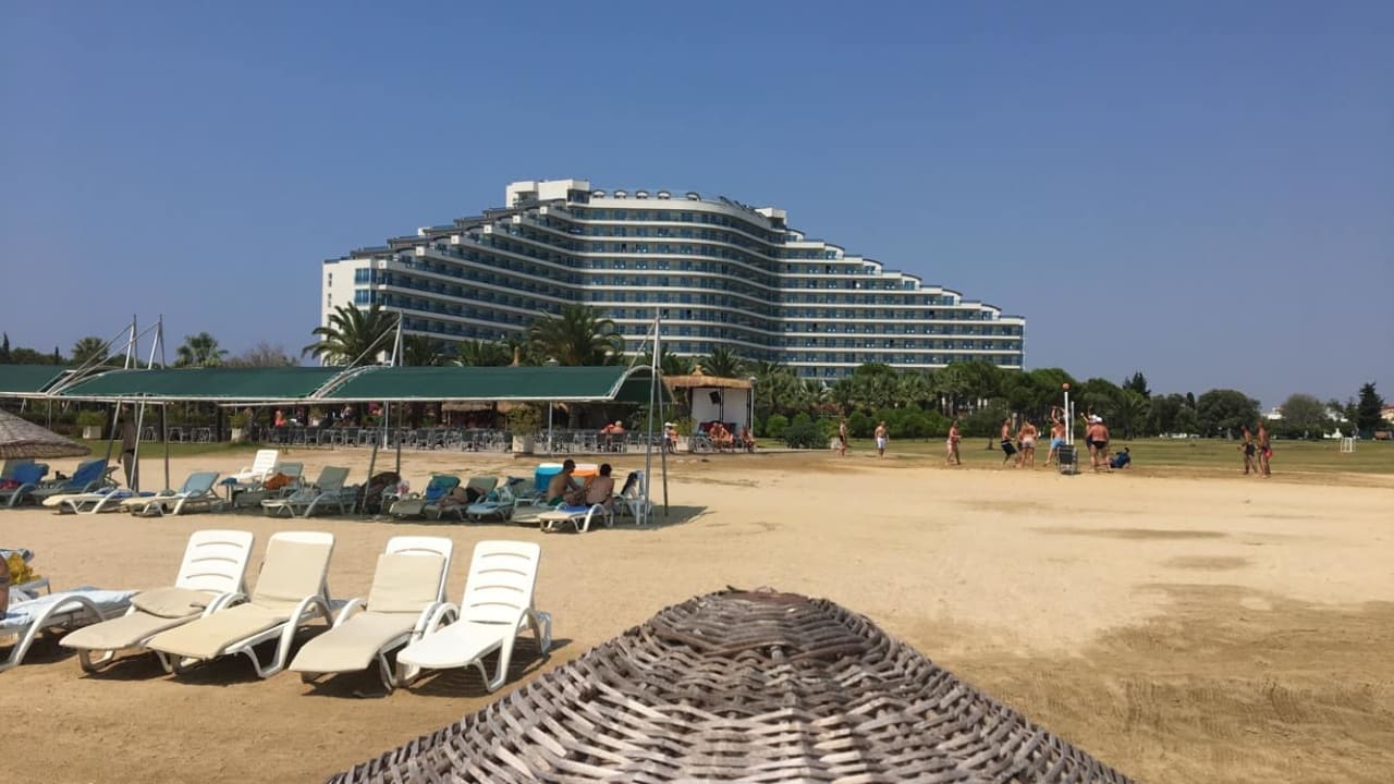 Strand Venosa Beach Resort & Spa