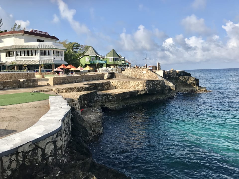 Außenansicht Samsara Cliff Resort