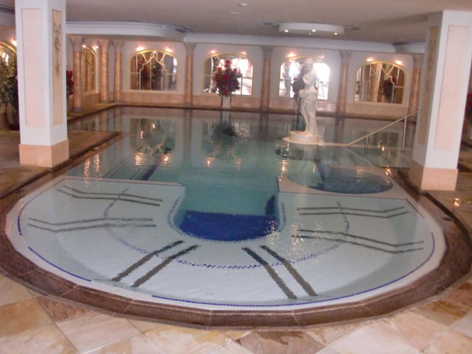 Whirlpoolliegen Falkensteiner Hotel & Spa Falkensteinerhof