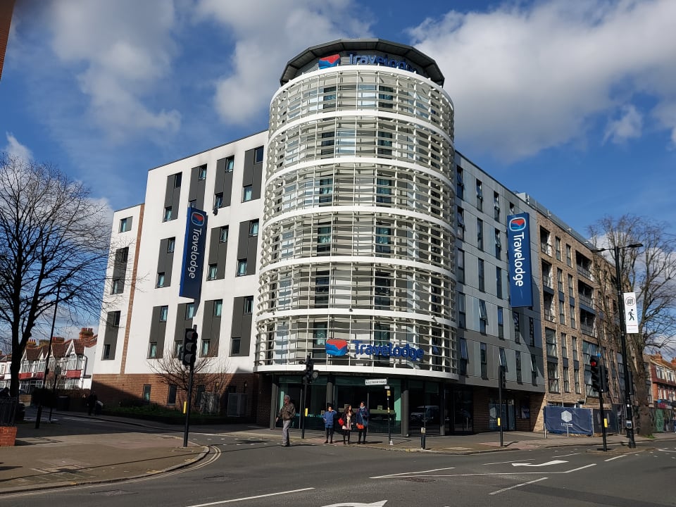 Außenansicht Travelodge London Hounslow Hotel
