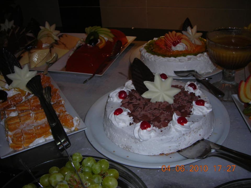 Büffet beim Chinesen Pickalbatros Alf Leila Wa Leila Resort - Neverland Hurghada