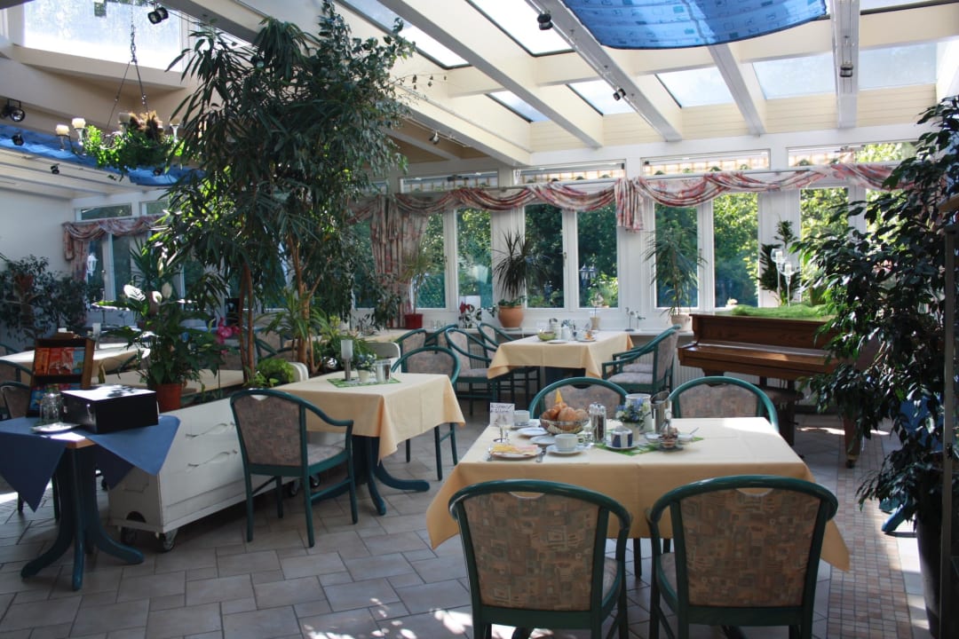 Wintergarten Aggertal Hotel Zur alten Linde