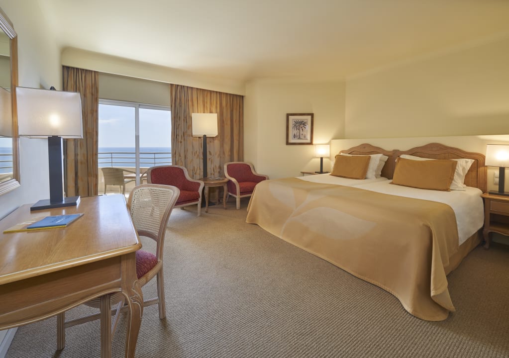 Zimmer PortoBay Falésia