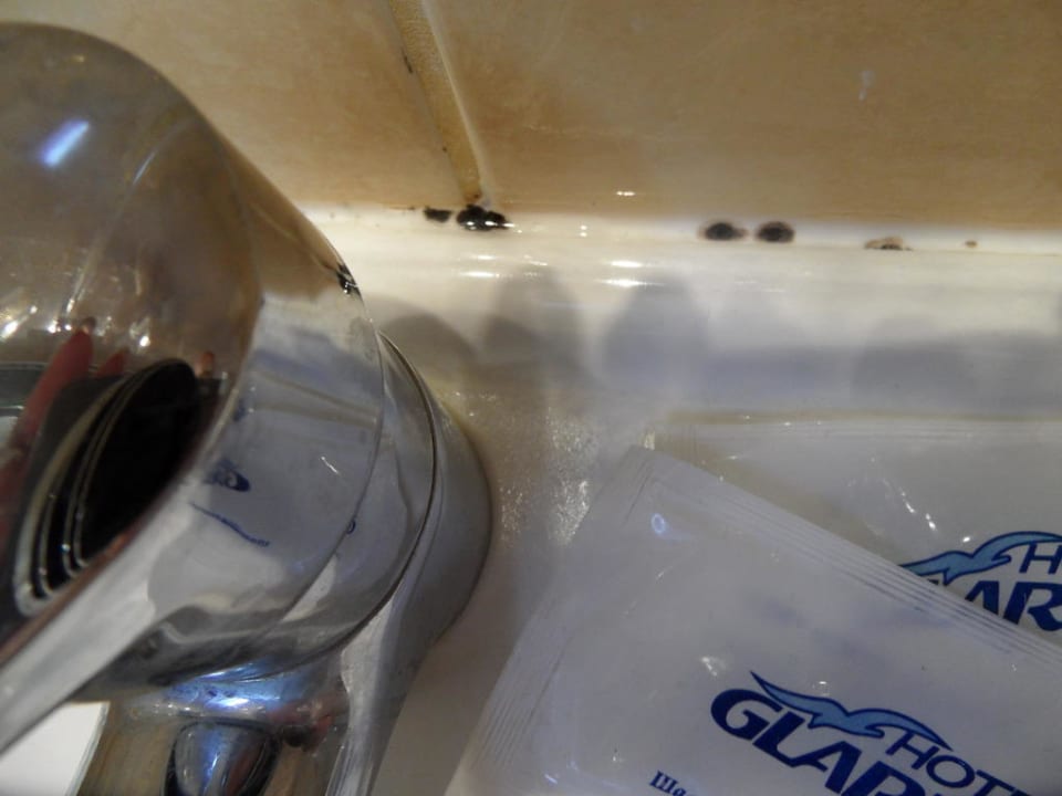 Waschbecken Hotel Glarus Beach