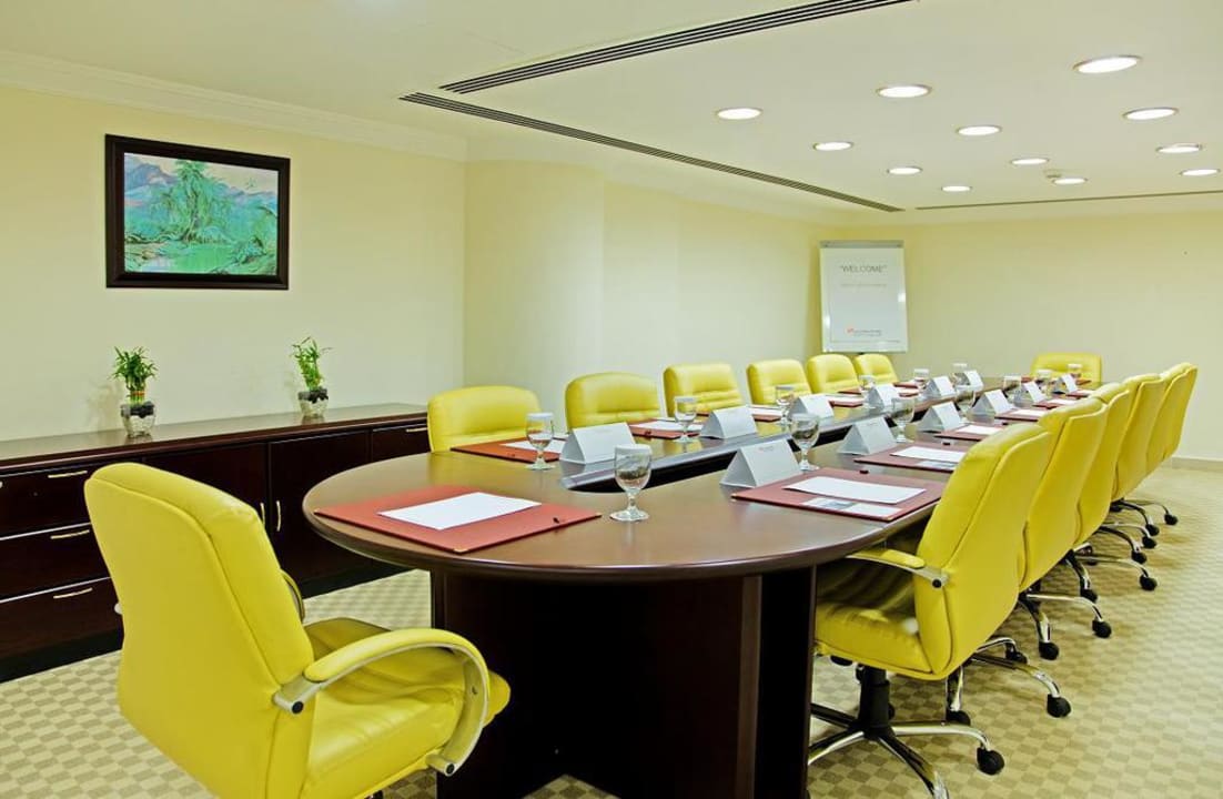 Executive boardroom Swiss-Belhotel Doha