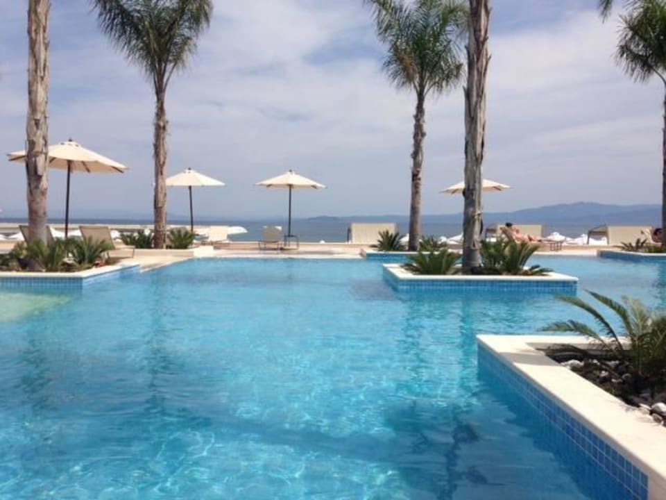 Wunderschöner Pool Miraggio Thermal Spa Resort