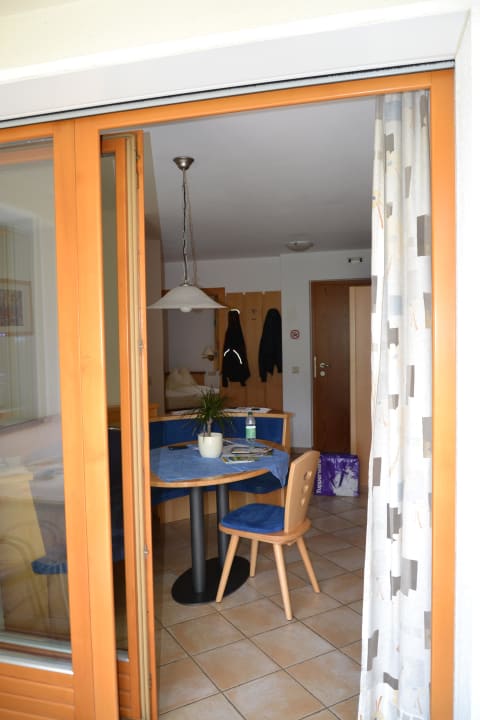 La cucina vista dal giardino Apartments Fill