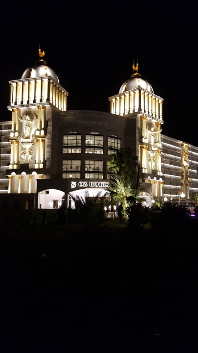 Außenansicht Oz Hotels Sui Resort