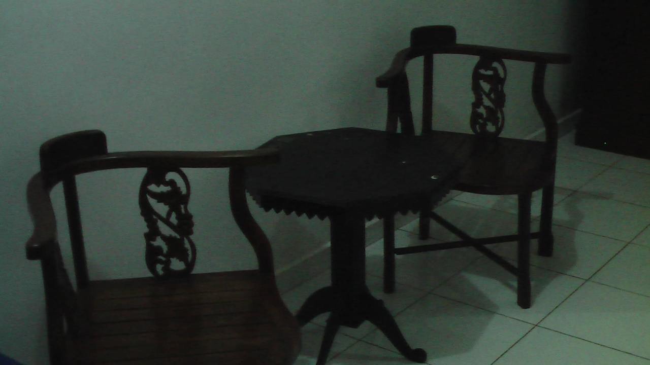 2 Stühle und Tisch Sakura Hana Gästehaus