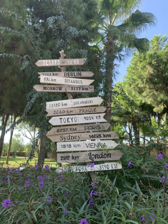 Gartenanlage Club Turtas Beach Hotel