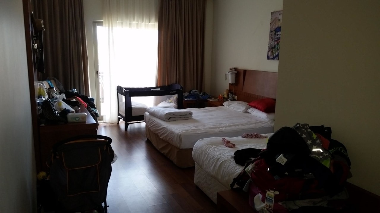 Doppelzimmer mit Aufbettung und Babybett Calimera Serra Palace