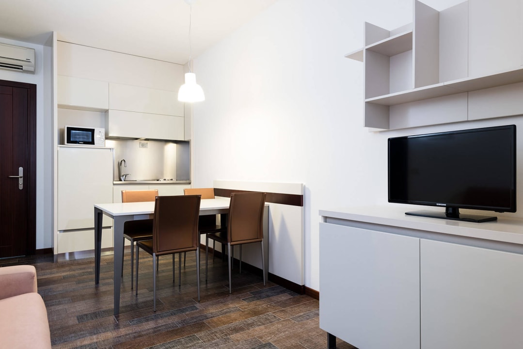 Apartment Aparthotel Holiday