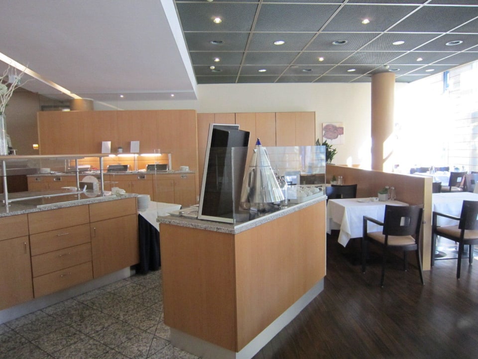 Frühstücksbereich Hotel NH Dortmund