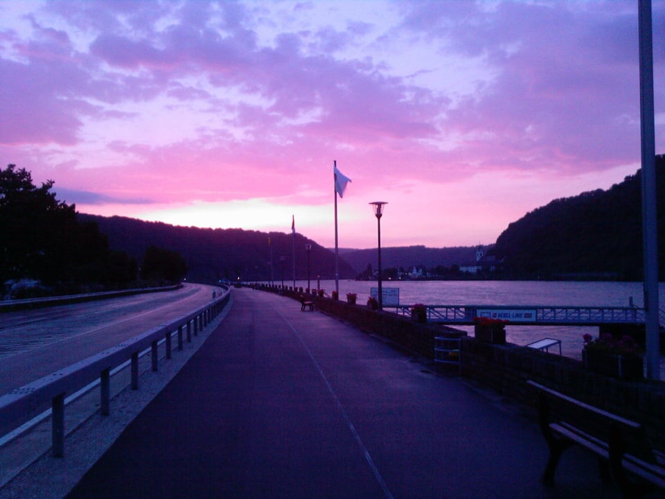 Bad Salzig am Abend PARK VILLA zentral am Mittelrhein