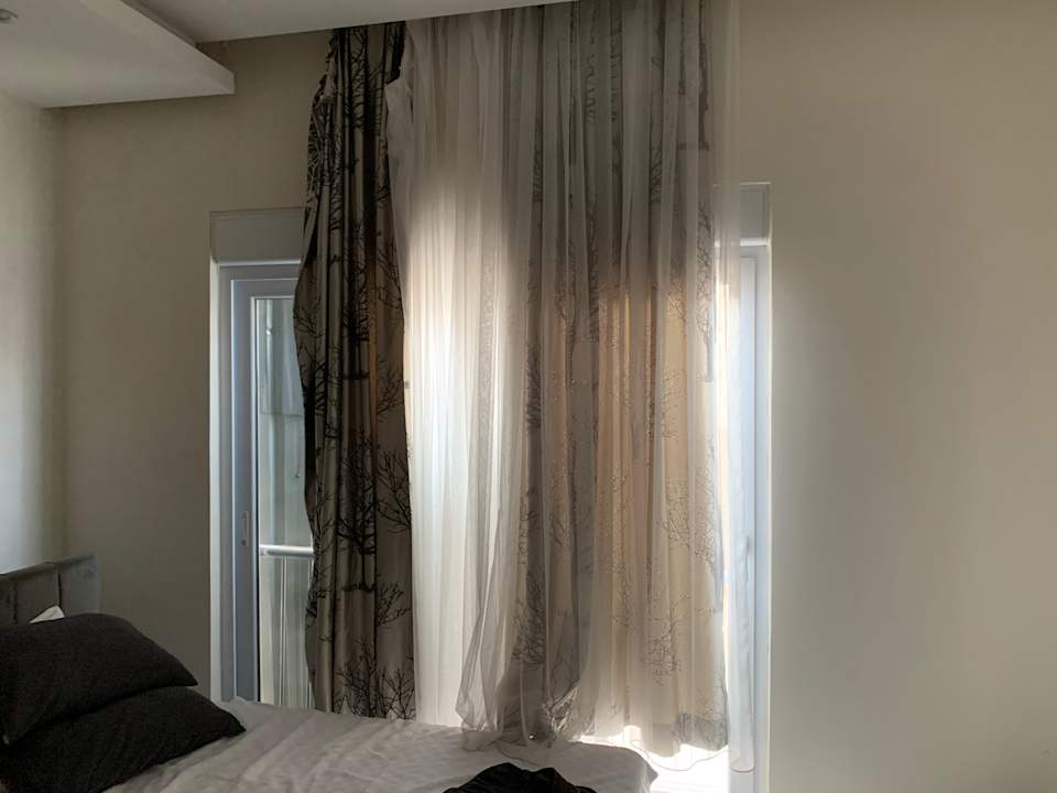 Zimmer Almaris Resort Hotel