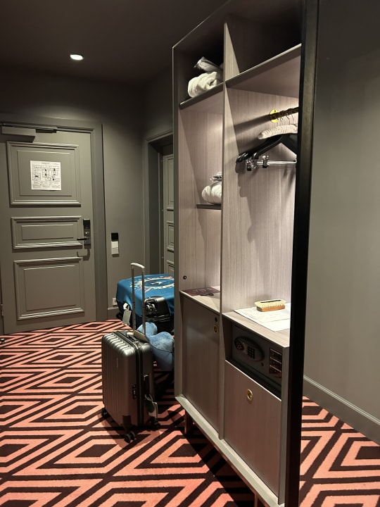 Zimmer Grand Poet Hotel by Semarah