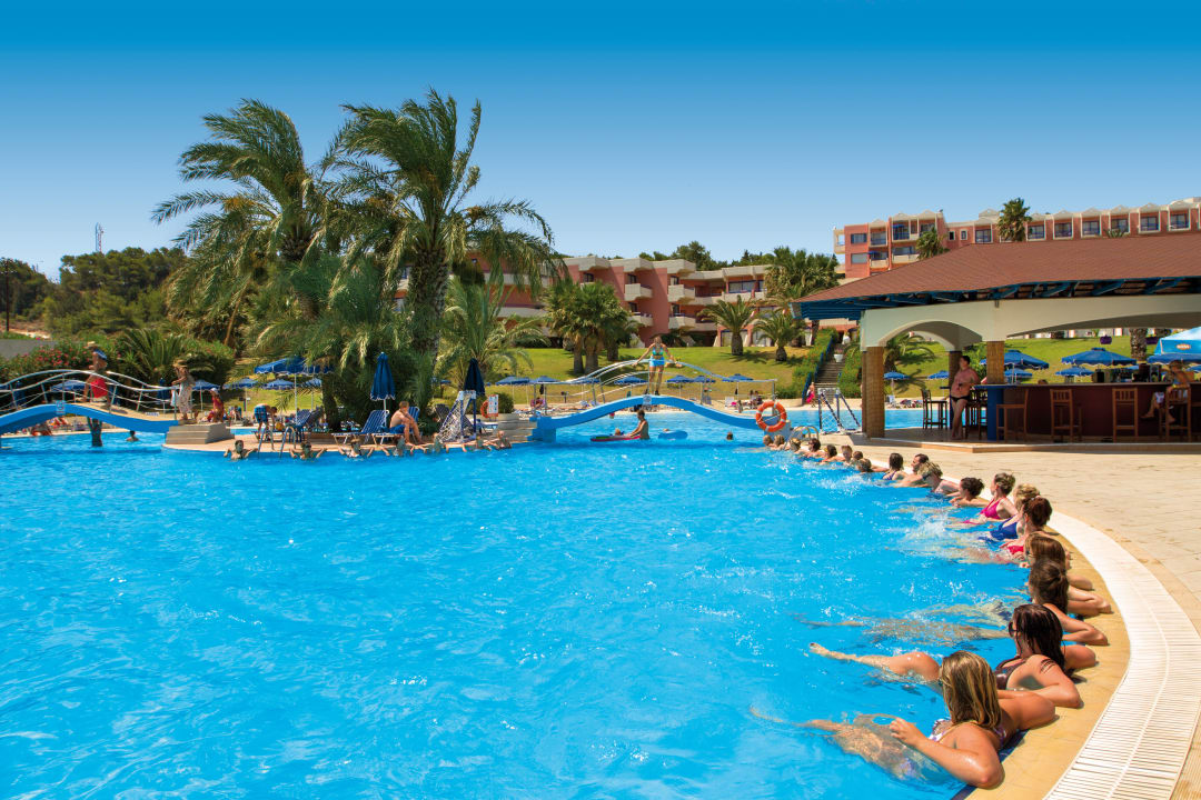 Pool Kresten Palace Hotel