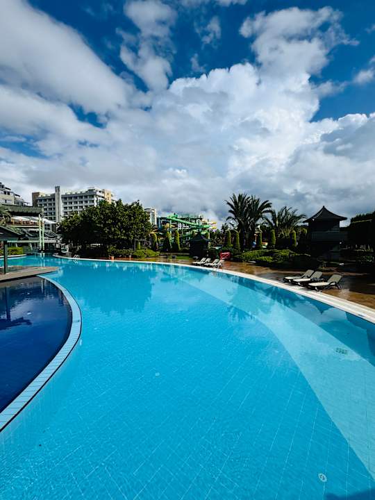 Pool Limak Lara Deluxe Hotel & Resort