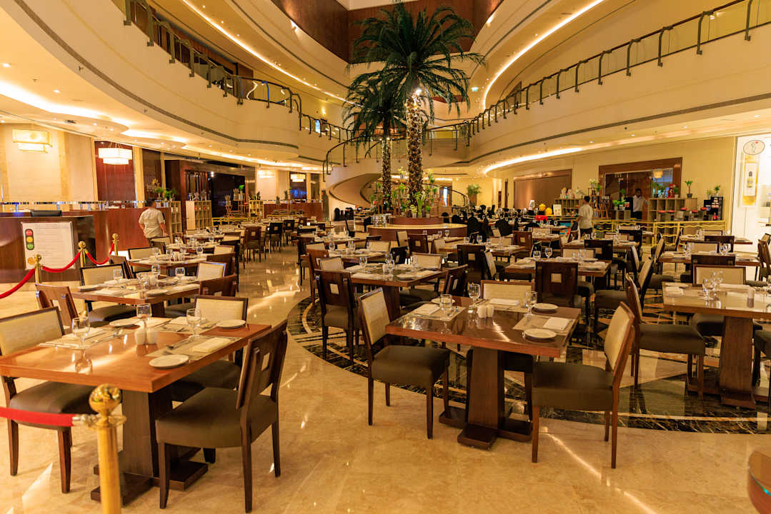 Gastro Khalidiya Palace Rayhaan by Rotana