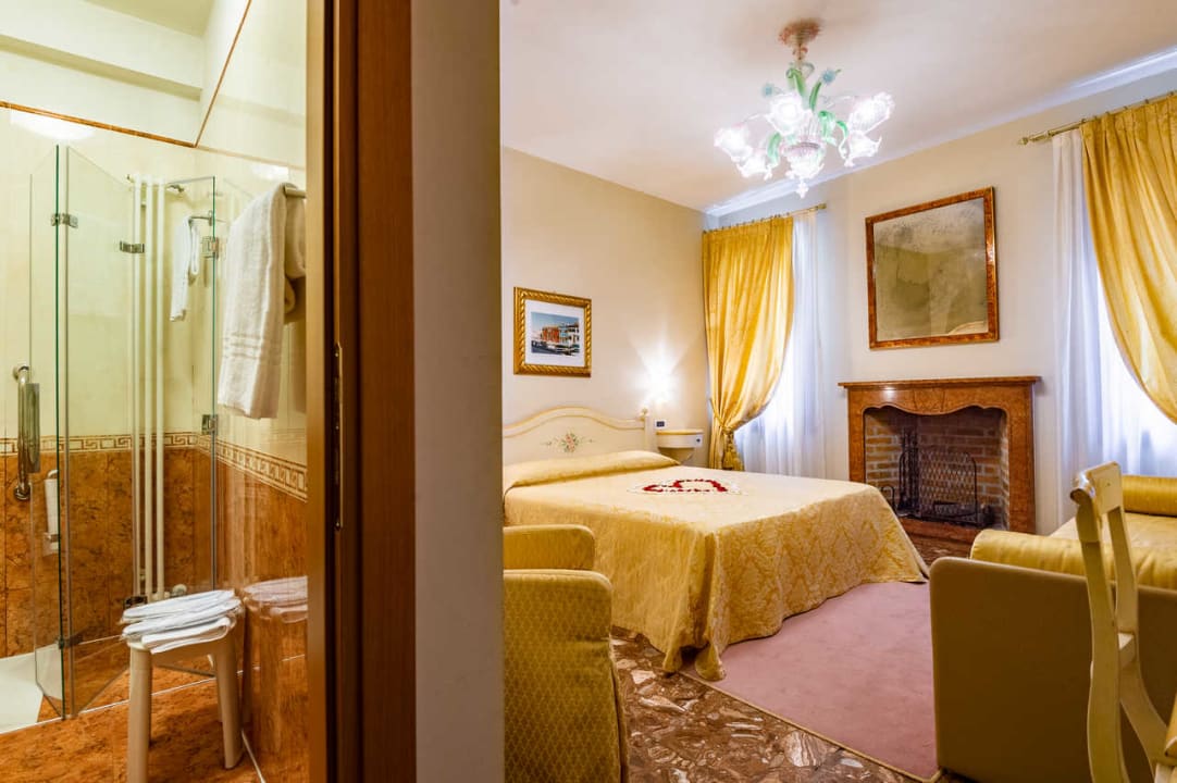 Zimmer Hotel Mercurio