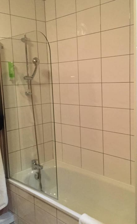 Dusch/Badewanne Quality Suites Toulouse Blagnac