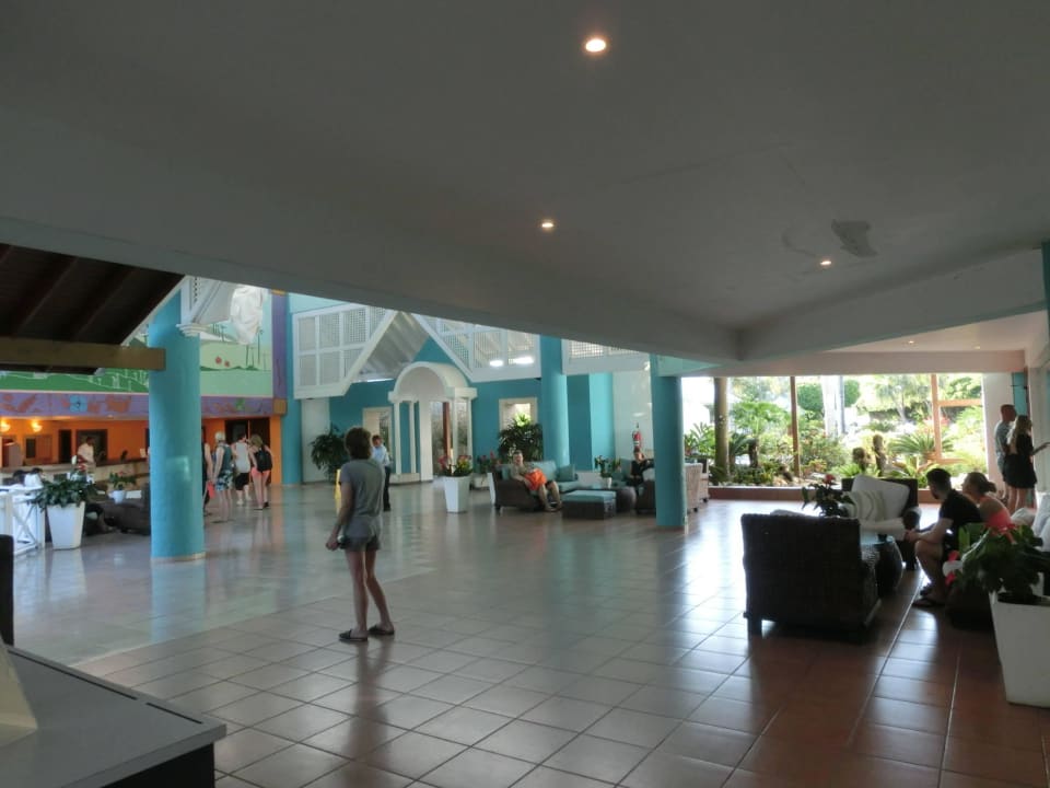 Offene Lobby Grand Paradise Playa Dorada