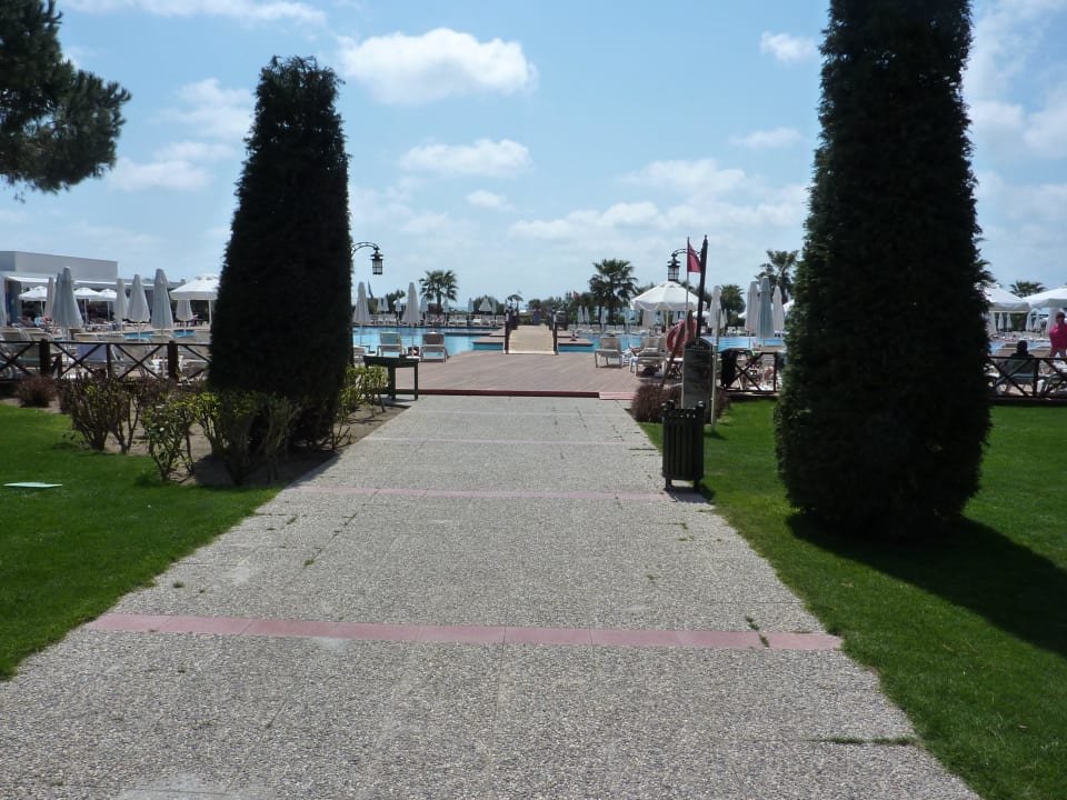 Weg zum Pool Voyage Belek Golf & Spa