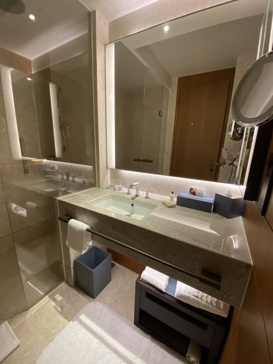 Zimmer Kerry Hotel, Hong Kong