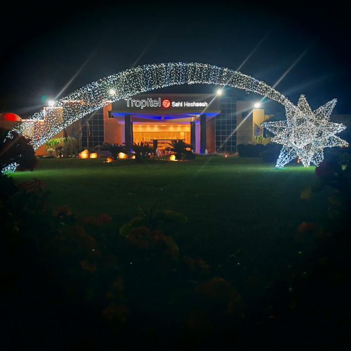 Außenansicht Tropitel Sahl Hasheesh