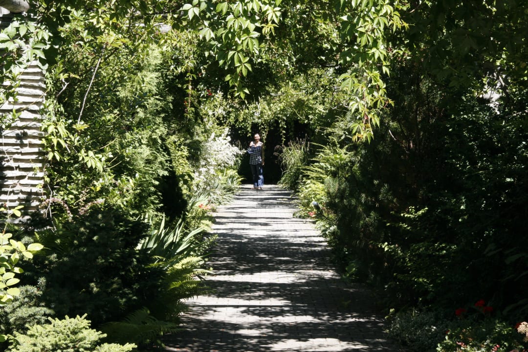 Parkdurchgang Haus Schönstatt, Brig Hotel Haus Schönstatt