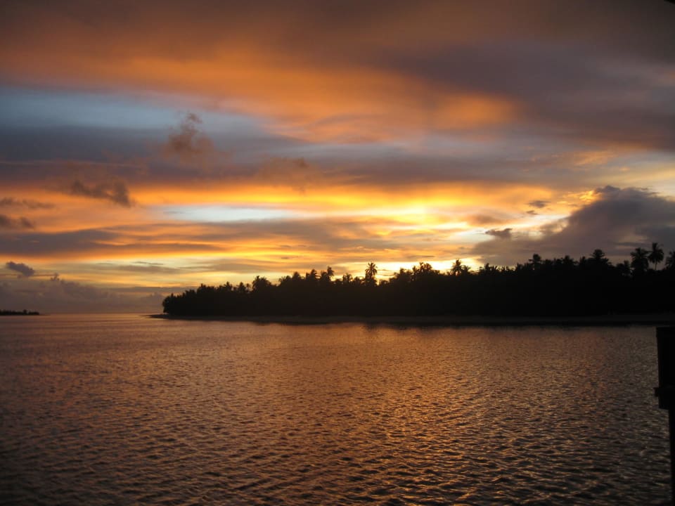 Sonnenuntergang Meeru Maldives Resort Island