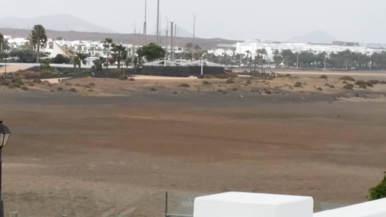 Blick von zweiter Ebene Hotel Las Costas