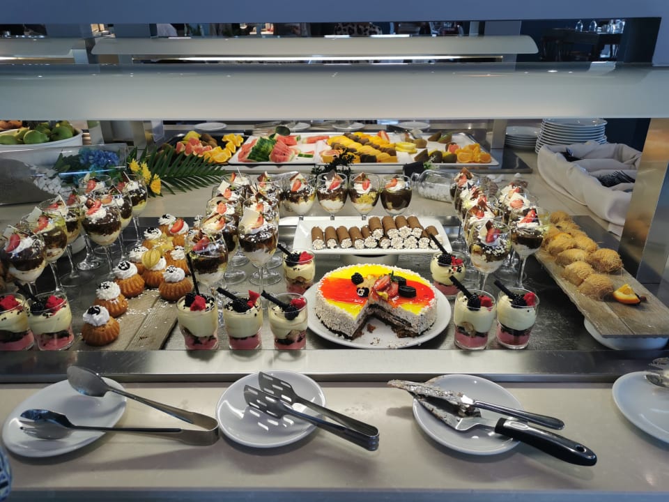 Gastro Asterias Beach Resort