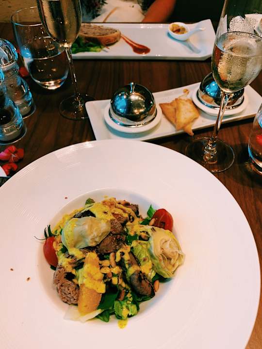 Gastro Acanthus Cennet Barut Collection