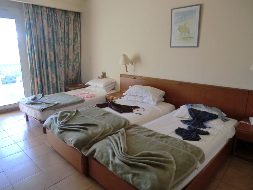 Doppelzimmer mit Zustellbett El Mouradi Club Kantaoui
