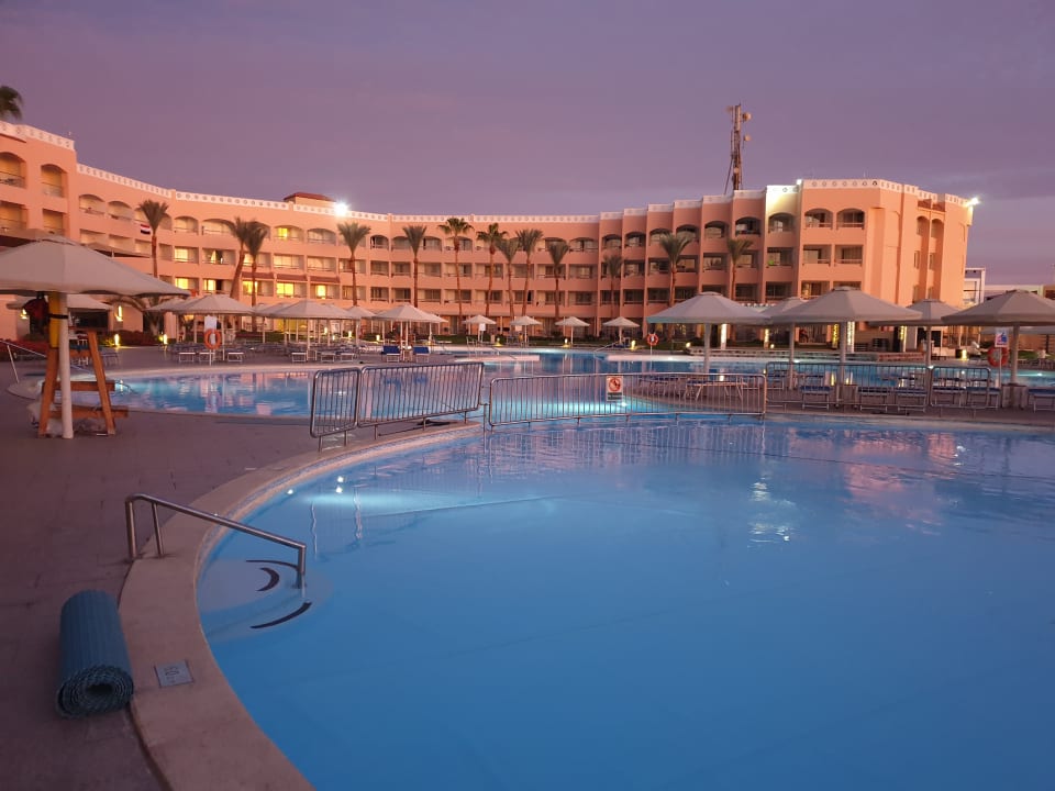 Pool Beach Albatros Resort