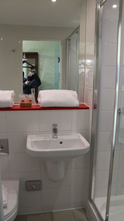 Alles da was man braucht Point A Hotel London Liverpool Street