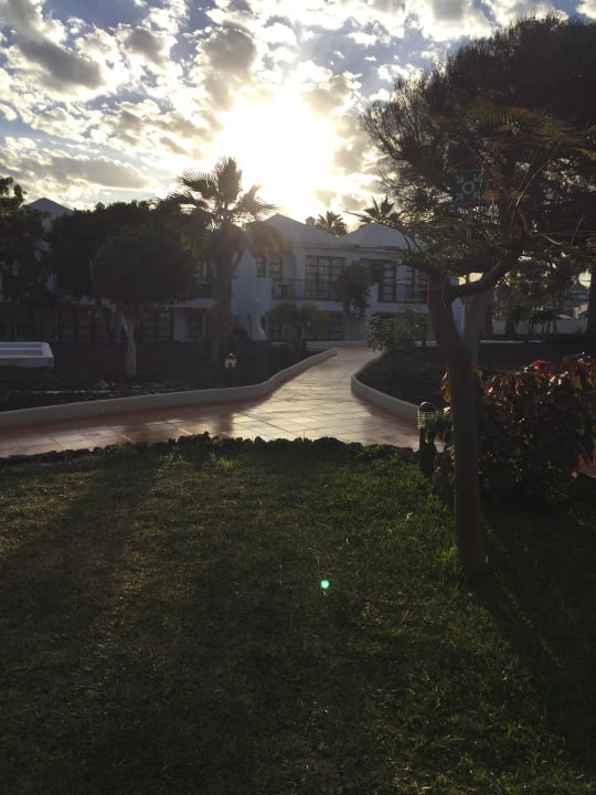 Gartenanlage H10 Ocean Suites