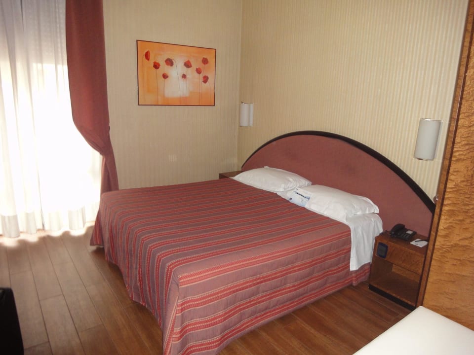 Blick ins Schlafzimmer Best Western Hotel City