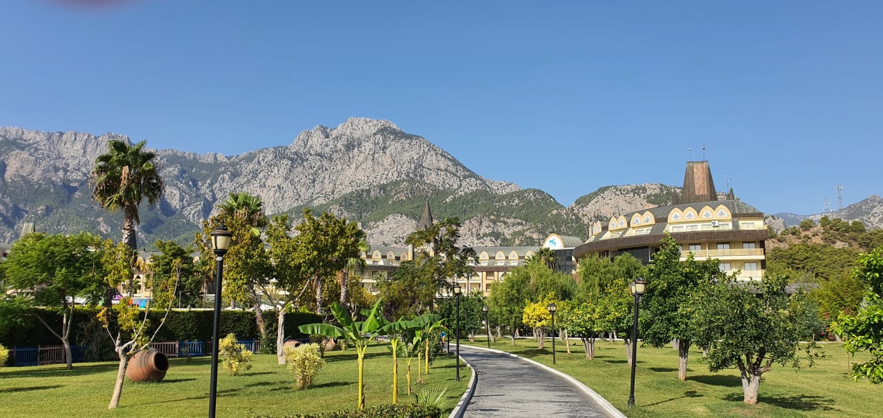 Gartenanlage Crystal Prestige Elite